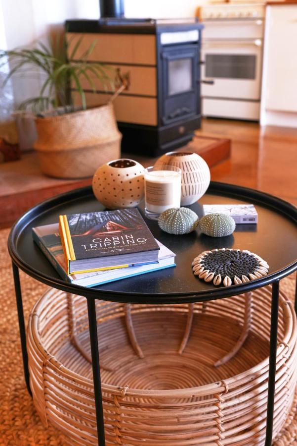 Boho Hill Apartment - Great Barrier Island Escape Okiwi ภายนอก รูปภาพ