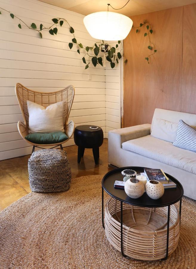 Boho Hill Apartment - Great Barrier Island Escape Okiwi ภายนอก รูปภาพ